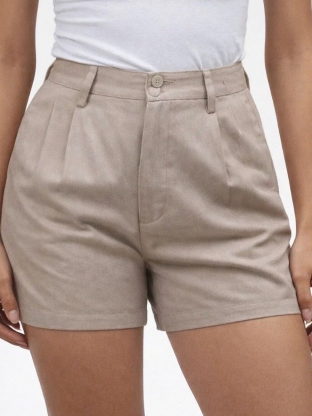 Jach’s Girlfriend High-Waist Pleated 4.5 in Inseam Preppy Chic Shorts